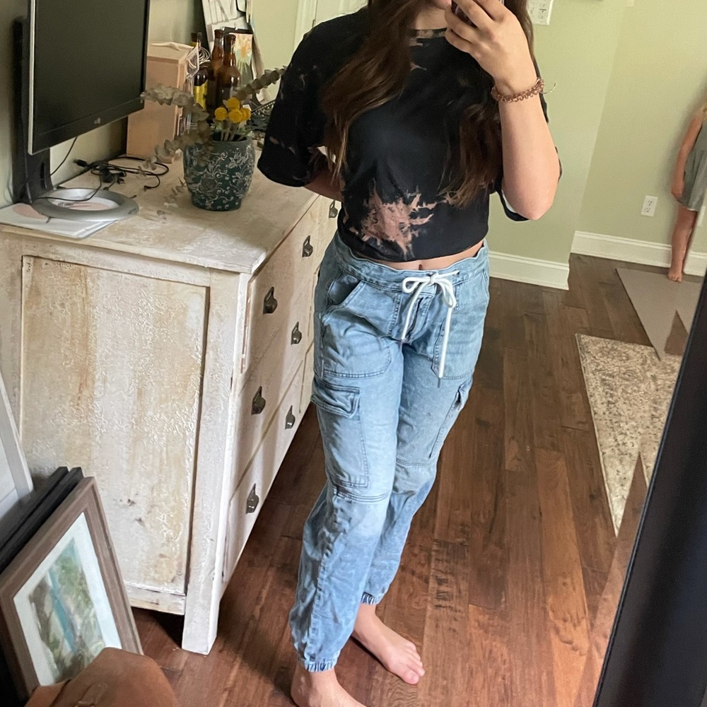 American Eagle Cargo drawstring jeans